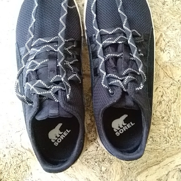 Sorel Out and About waterproof sneaker shoe. - Picture 3 of 12